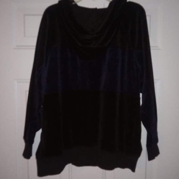 CHAMPION HOODIE WOMEN - Picture 2 of 5